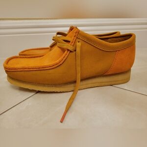 Clarks Wallabee Suede shoes